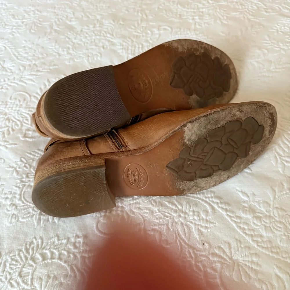 Kork Ease Brown Leather Ankle Booties size 11